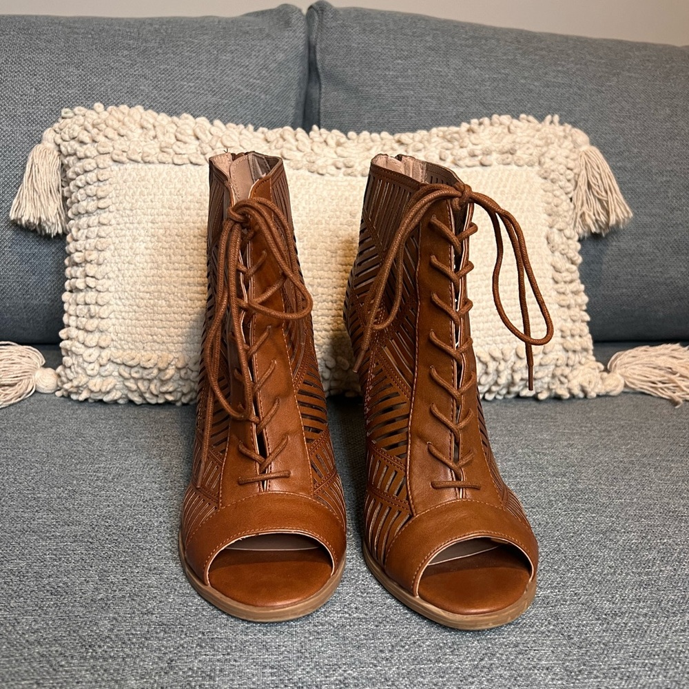 Brown bootie size 9.5